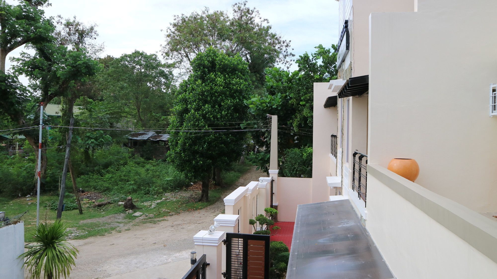 Am'S Apartelle Hotel Tagbilaran City Exterior photo